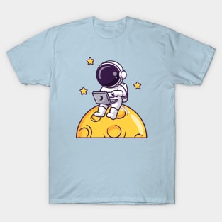 Cute Astronaut Working With Laptop On Moon With Star  Cartoon T-Shirt